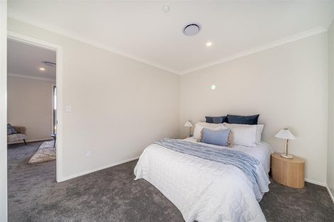 Photo of property in 17 Cynisca Crescent, Wallaceville, Upper Hutt, 5018