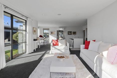 Photo of property in 4 O'dea Place, Burnside, Christchurch, 8053