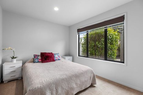 Photo of property in 10 Paua Cove, Papamoa Beach, Papamoa, 3118