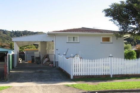 Photo of property in 31 Momona Street, Wainuiomata, Lower Hutt, 5014