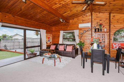 Photo of property in 1/9 Rewa Street, New Lynn, Auckland, 0600