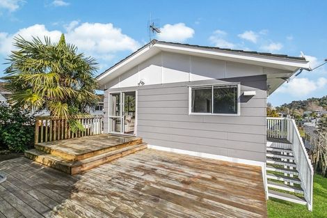 Photo of property in 1/60 Simon Ellice Drive, Bayview, Auckland, 0629