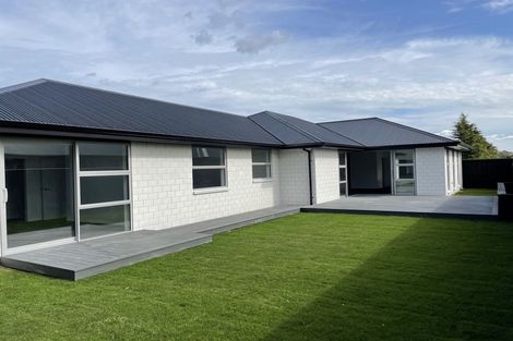 Photo of property in 15 Broadlands Drive, Rolleston, 7614