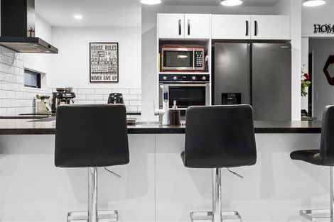 Photo of property in 3 Freeville Place, New Brighton, Christchurch, 8083