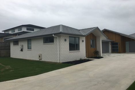 Photo of property in 8 Miharo Crescent, Flagstaff, Hamilton, 3210