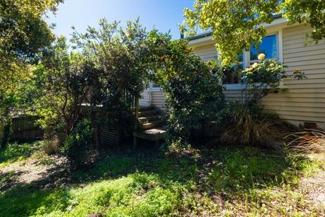 Photo of property in 82 Martindales Road, Heathcote Valley, Christchurch, 8022