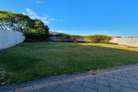Photo of property in 14 Shankill Place, East Tamaki, Auckland, 2013