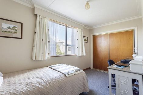 Photo of property in 160 Macandrew Road, South Dunedin, Dunedin, 9012