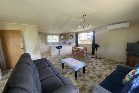 Photo of property in 5/39 Norcross Avenue, Henderson, Auckland, 0612