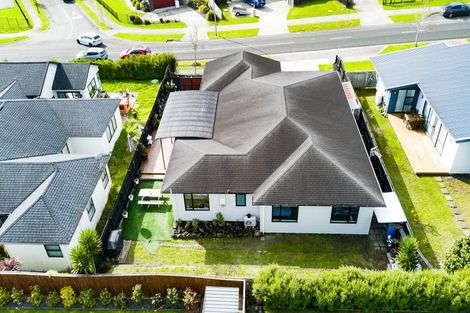 Photo of property in 145 Matua Road, Huapai, Kumeu, 0810