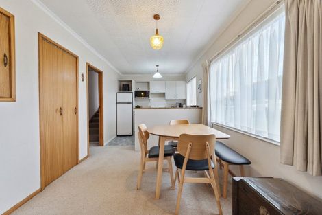 Photo of property in 37 Birdwood Avenue, Moturoa, New Plymouth, 4310