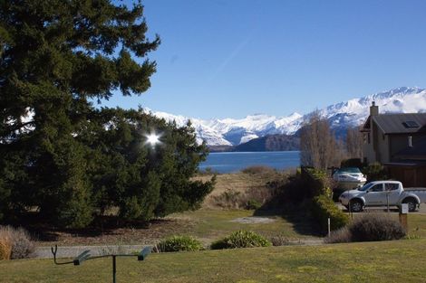 Photo of property in 6 Baker Grove, Wanaka, 9305