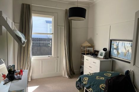 Photo of property in 45 Napier Terrace, Hospital Hill, Napier, 4110