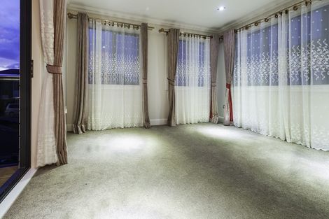 Photo of property in 12 Drover Close, Flat Bush, Auckland, 2019