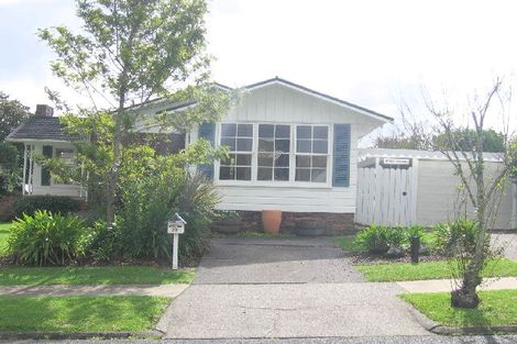 Photo of property in 29 The Crest, Sunnyhills, Auckland, 2010