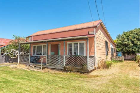 Photo of property in 5 Abbot Street, Gonville, Whanganui, 4501