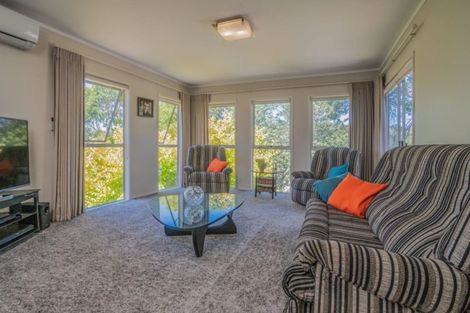 Photo of property in 1 John Downs Drive, Browns Bay, Auckland, 0630