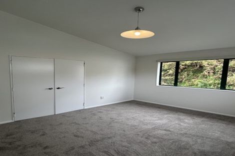 Photo of property in 3 Mitika Way, Strathmore Park, Wellington, 6022