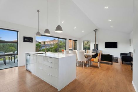 Photo of property in 54 Jacks Point Rise, Jacks Point, Queenstown, 9371