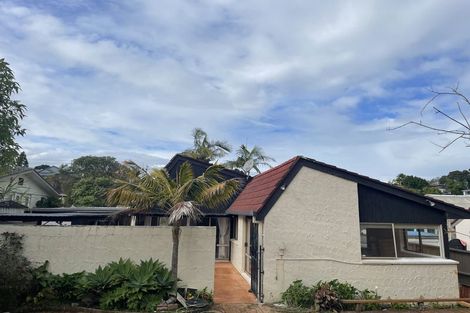 Photo of property in 42 Merriefield Avenue, Forrest Hill, Auckland, 0620