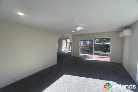 Photo of property in 32 Cowes Street, Avondale, Christchurch, 8061