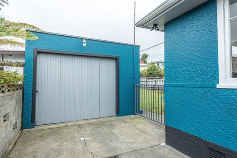 Photo of property in 16 Nikau Street, Tawhero, Whanganui, 4501