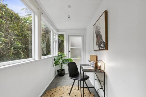 Photo of property in 18 Asquith Terrace, Brooklyn, Wellington, 6021