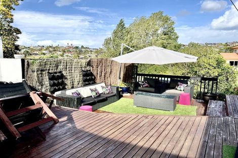 Photo of property in 1/3 Pelican Lane, Unsworth Heights, Auckland, 0632