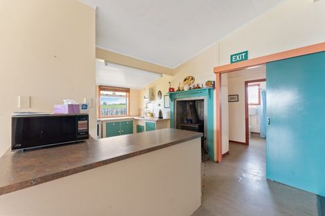 Photo of property in 279 Alfred Road, Egmont Village, New Plymouth, 4371