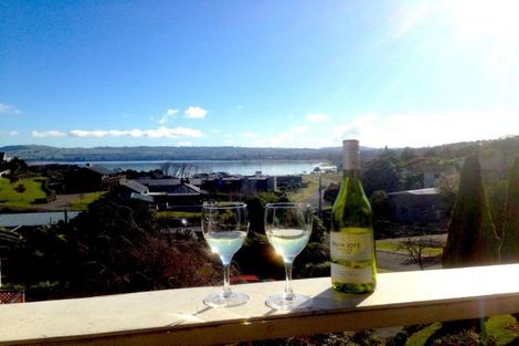 Photo of property in 39 Tremaine Avenue, Two Mile Bay, Taupo, 3330