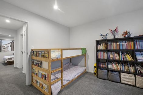 Photo of property in 11 Pakoro Close, Hobsonville, Auckland, 0618