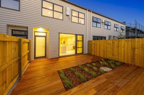 Photo of property in 14 Rere Close, Takanini, 2112