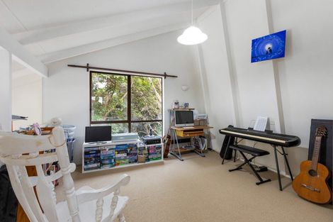 Photo of property in 39 Hillcrest Road, Hatfields Beach, Orewa, 0931