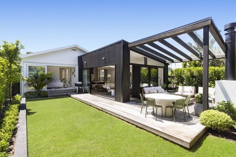 Photo of property in 11 Chester Avenue, Westmere, Auckland, 1022