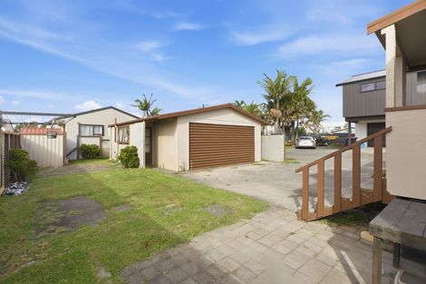Photo of property in 782a Papamoa Beach Road, Papamoa Beach, Papamoa, 3118