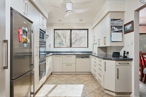 Photo of property in 24 Sunvale Crescent, Whataupoko, Gisborne, 4010