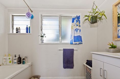 Photo of property in 24 Pedlar Street, Mangakakahi, Rotorua, 3015