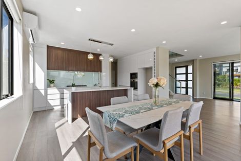 Photo of property in 1 Parkview Drive, Gulf Harbour, Whangaparaoa, 0930