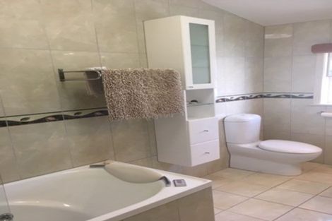 Photo of property in 3 Douglas Street, Paraparaumu Beach, Paraparaumu, 5032