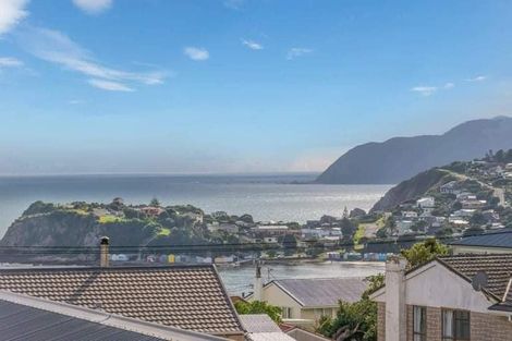 Photo of property in 103a Matatiro Street, Titahi Bay, Porirua, 5022
