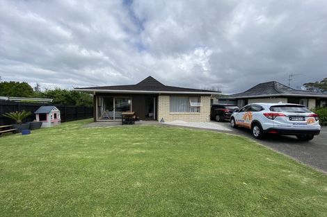 Photo of property in 1/10 Fortunes Road, Half Moon Bay, Auckland, 2012