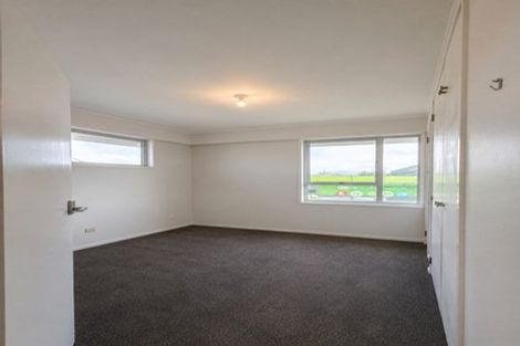 Photo of property in 76a Lake Road, Narrow Neck, Auckland, 0624