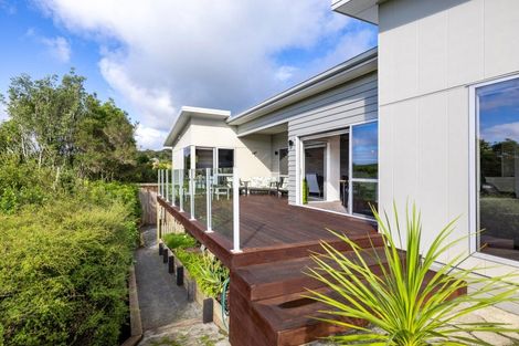 Photo of property in 5c Sunshine Rise, Raglan, 3225