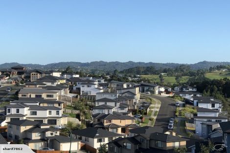 Photo of property in 14 San Casello Rise, Henderson, Auckland, 0612