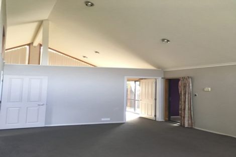Photo of property in 1 Keppoch Court, Dannemora, Auckland, 2016