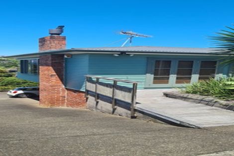 Photo of property in 14 Peter Terrace, Castor Bay, Auckland, 0620