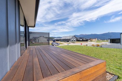 Photo of property in 9 Millar Place, Te Anau, 9679