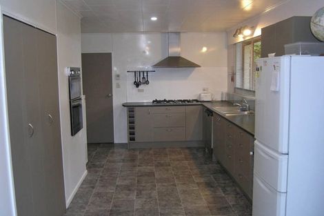 Photo of property in 5 Alleyne Court, Brown Owl, Upper Hutt, 5018