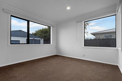 Photo of property in 19 Gardener Street, Levin, 5510