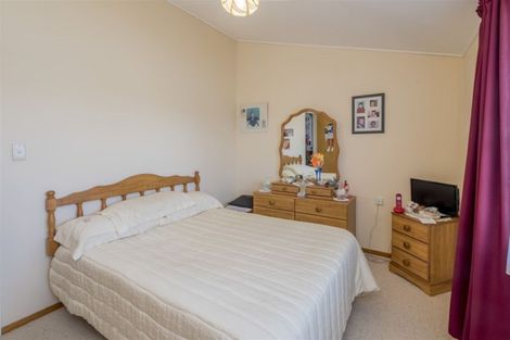 Photo of property in 32a Rimu Street, Levin, 5510